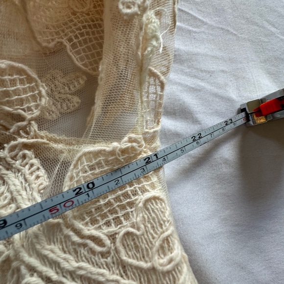 Altar’d State Elegant Cream Lace Blouse size XL - Picture 4 of 4